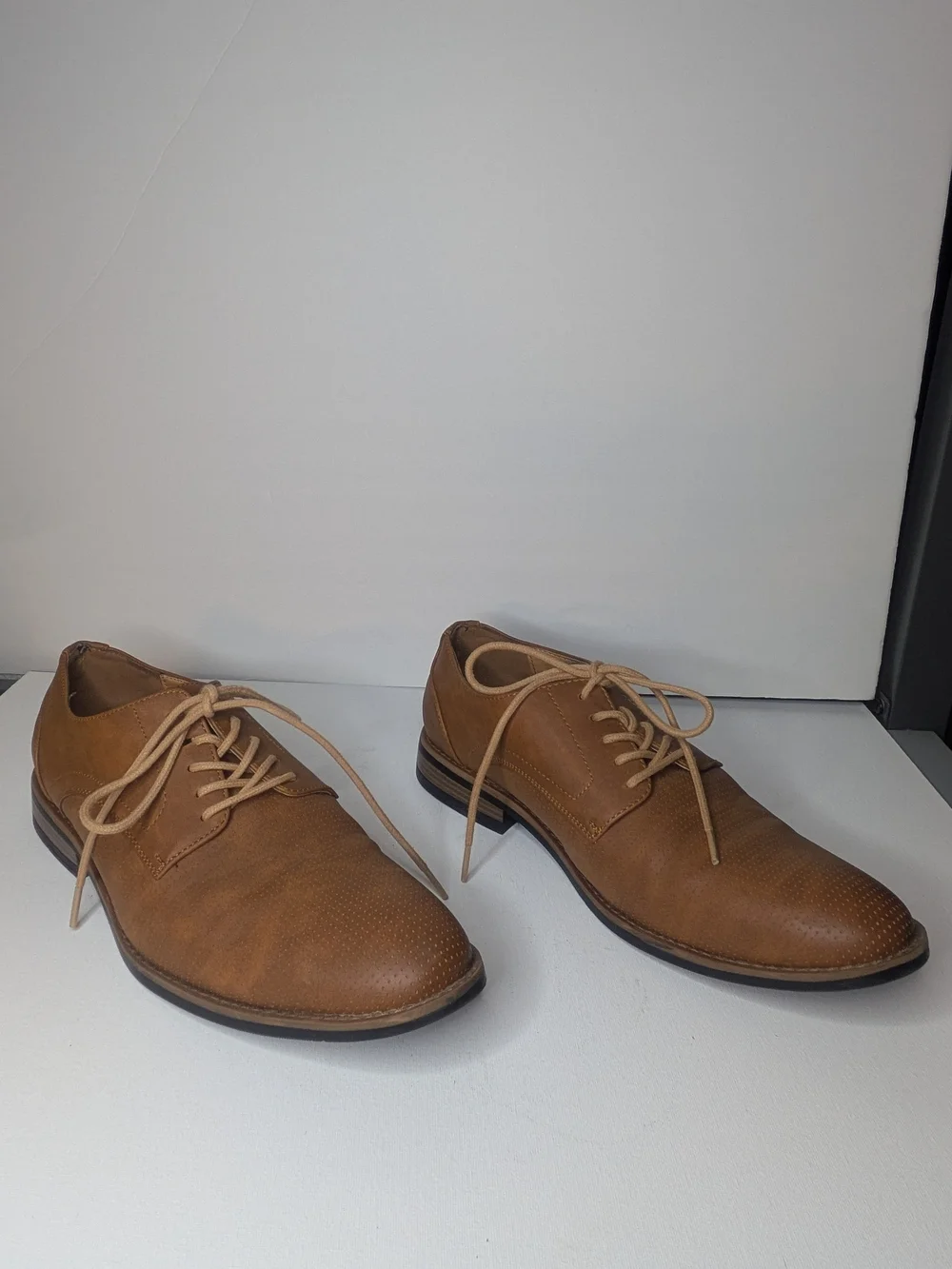 Perry Ellis Tan Leather Oxford Lace-Up
